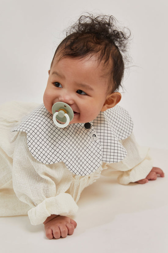 Konny | 360抗菌口水肩